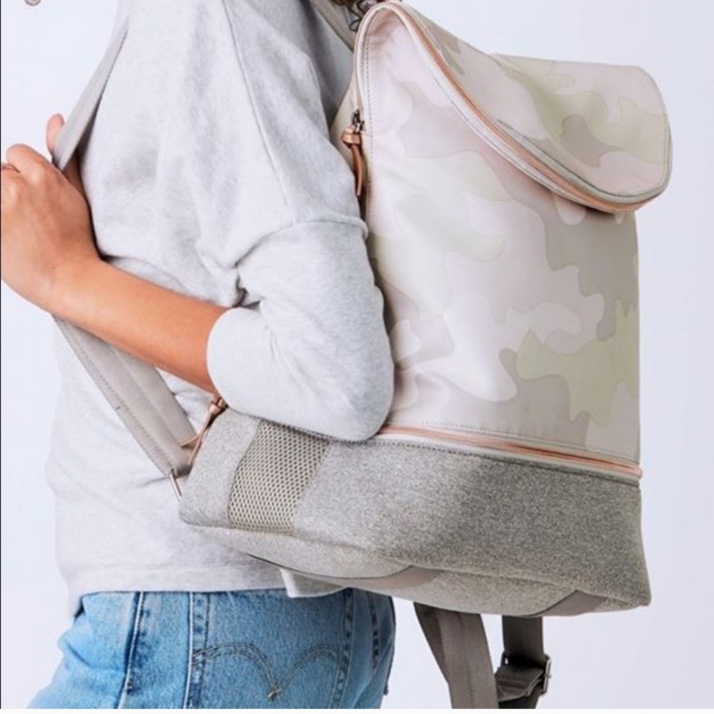 Stella & Dot camo bag